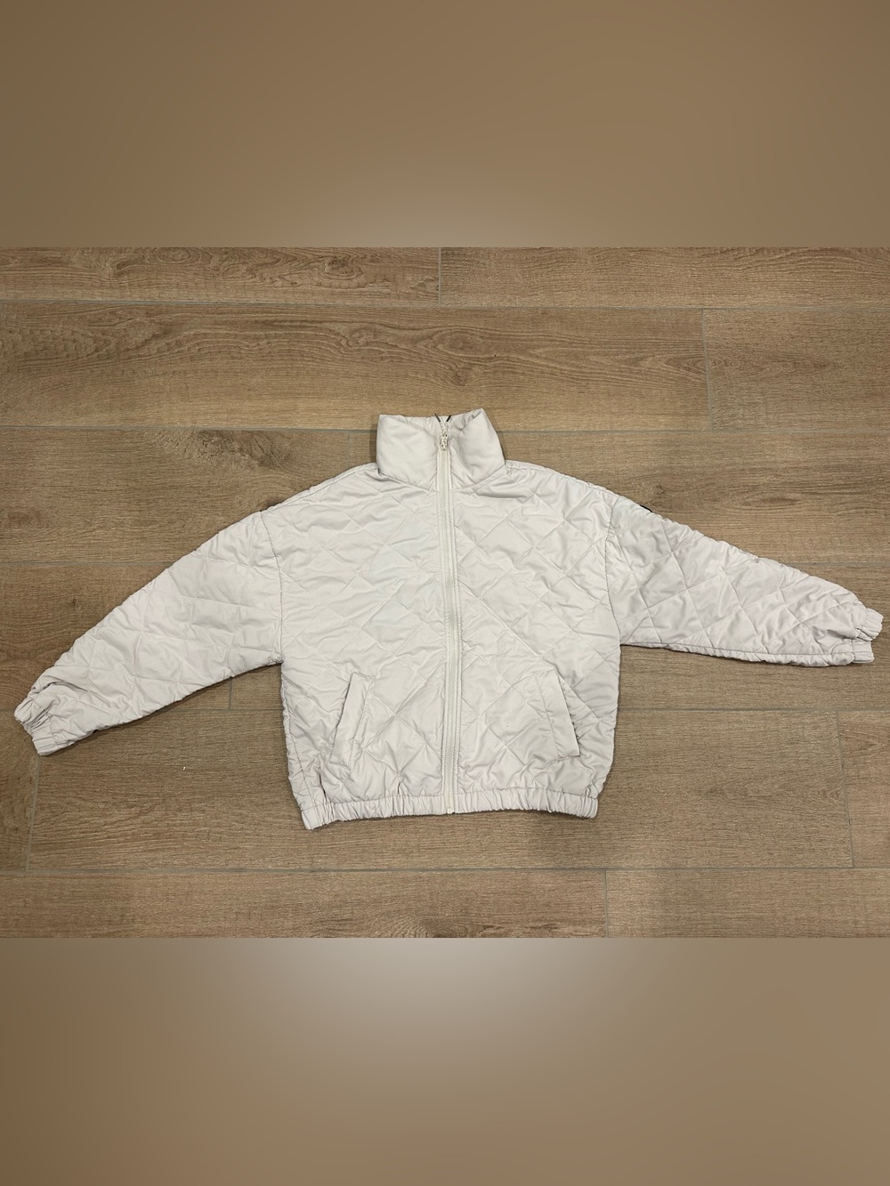 Vuori Women’s Echo Insulated Bomber Jacket